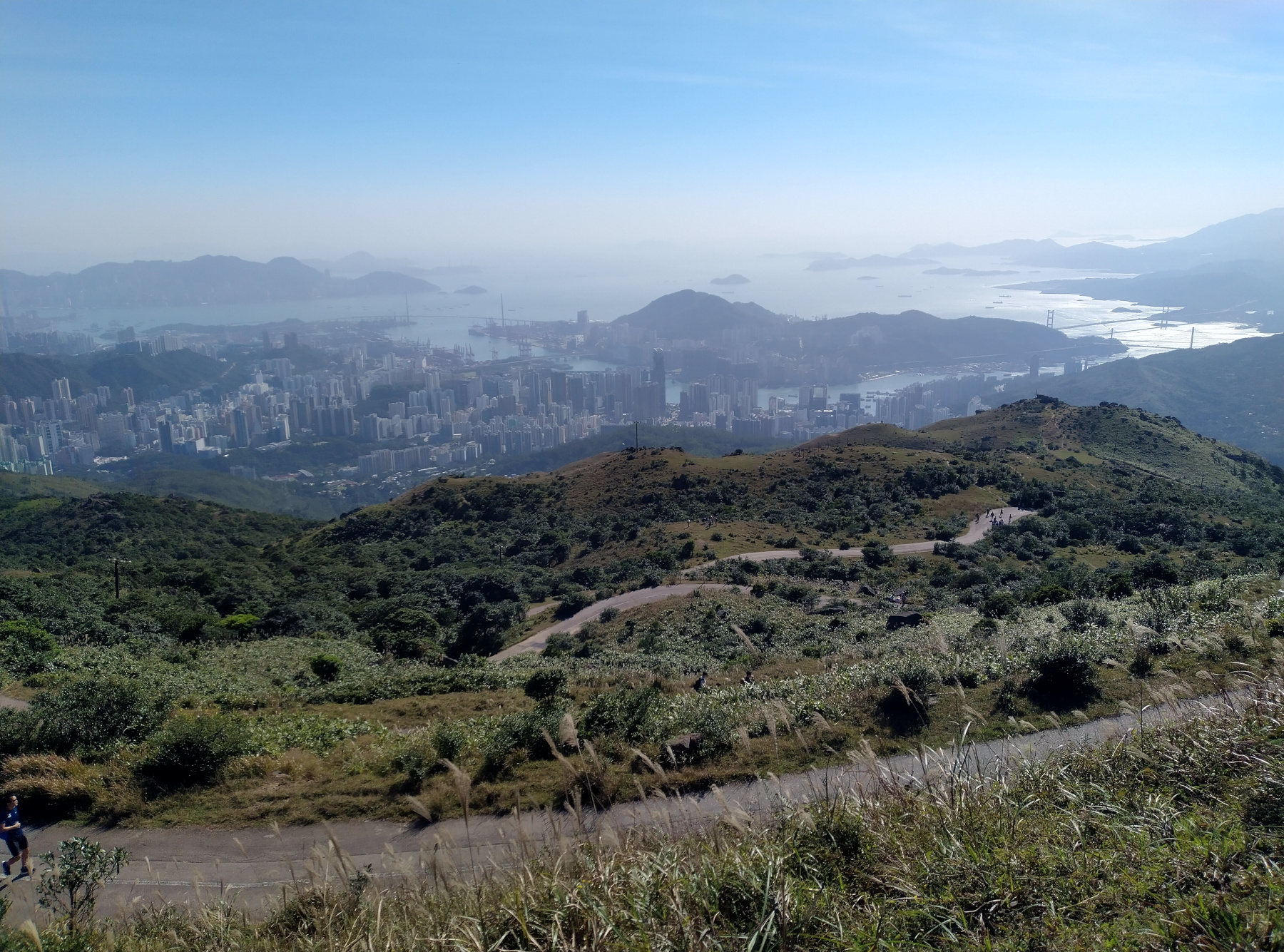 Tai Mo Shan Hike: Reaching the Top of Hong Kong